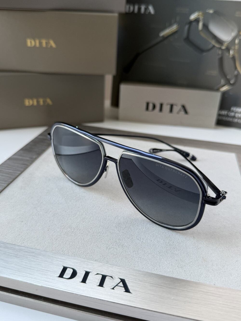 DITA OUTRCRAFT DTS188-03 Dusk Blue Silver Blue Gradient Sunglasses AUTHENTIC